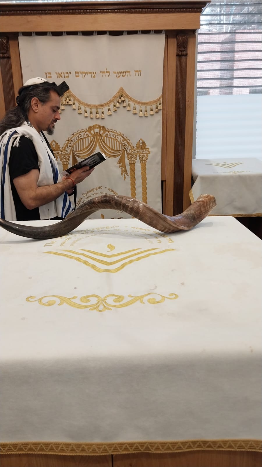 בית הכנסת הפתוח לכולם
